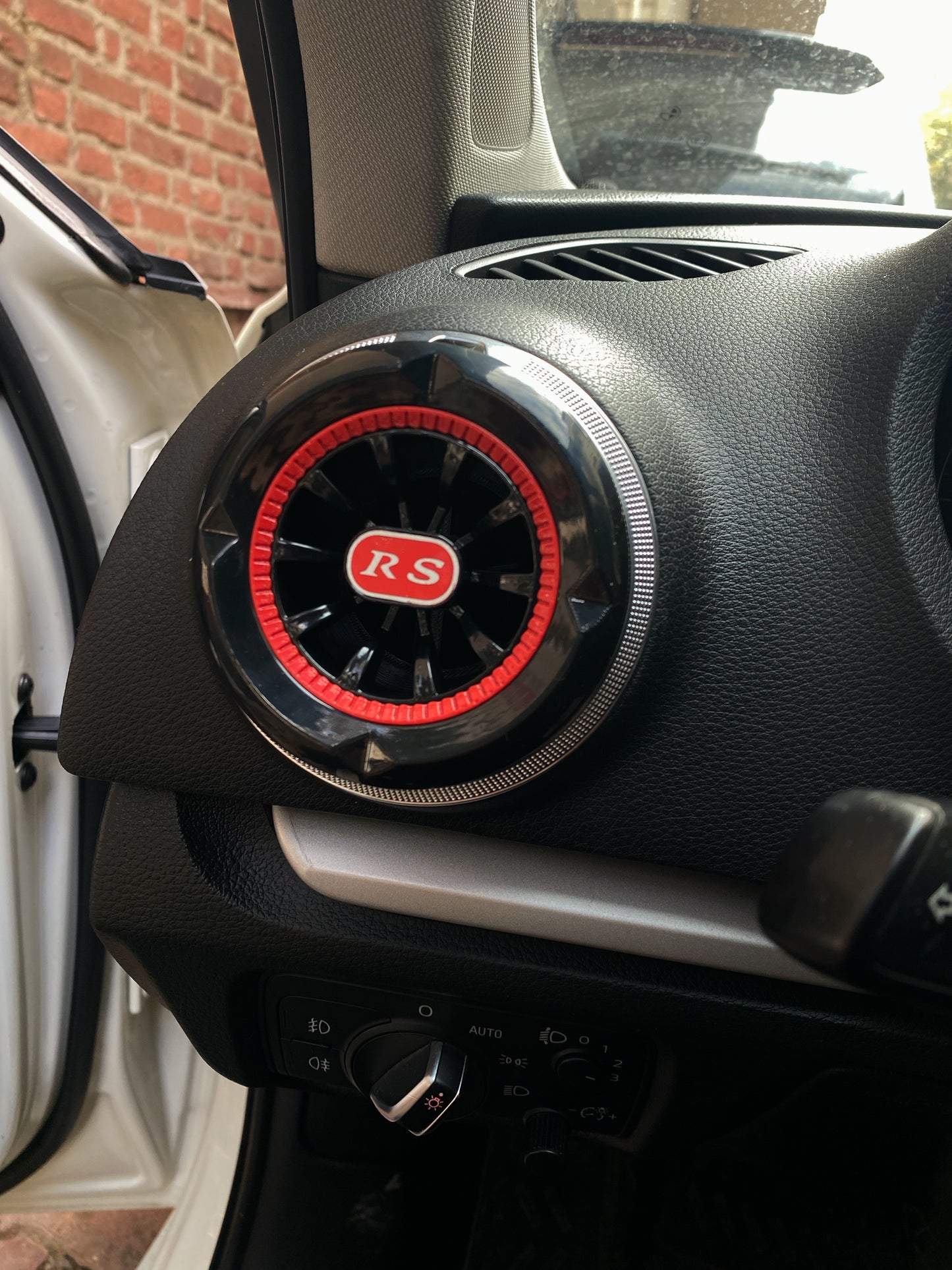 Audi A3 2013-2020 RS Kırmızı Havalandırma Menfezi 4 Adet HM1009-2